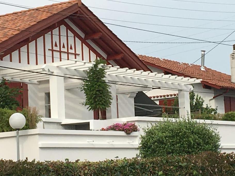 Appartement En Rez De Jardin Ciboure Exterior foto